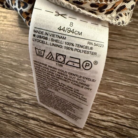 Banana Republic Tencel Leopard Jumpsuit - Picture 9 of 9